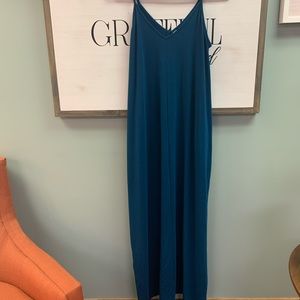 Sleeveless Blue Maxidress